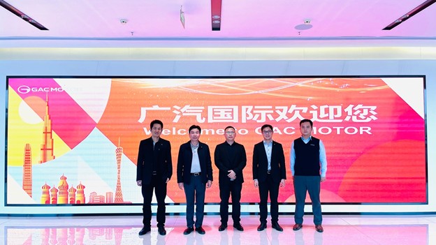 在國家“一帶一路”政策和加強發展中亞經濟的大背景下，經粵科云與廣汽國際雙方領導和團隊的多次溝通協調，就共同開拓中亞各國和俄羅斯的新能源產品市場，促進雙邊貿易，協同中歐班列國際物流打造一站式跨境“廣東-中亞”數字化供應鏈經貿平臺等，達成一系列合作，并于2024年1月5日正式簽署戰略合作協議。